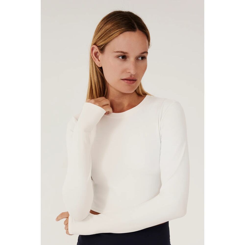 Splits59 Airweight Long Sleeve Crop Top in White Size S
